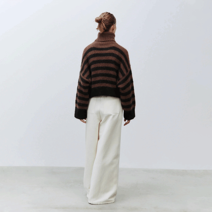 A4032 Mohair Turtleneck