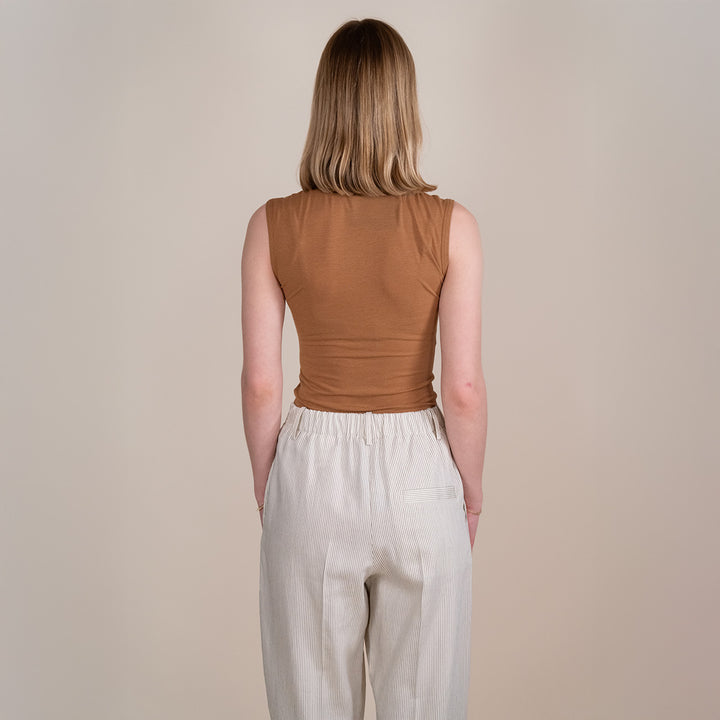 P5015 High Neck Tank
