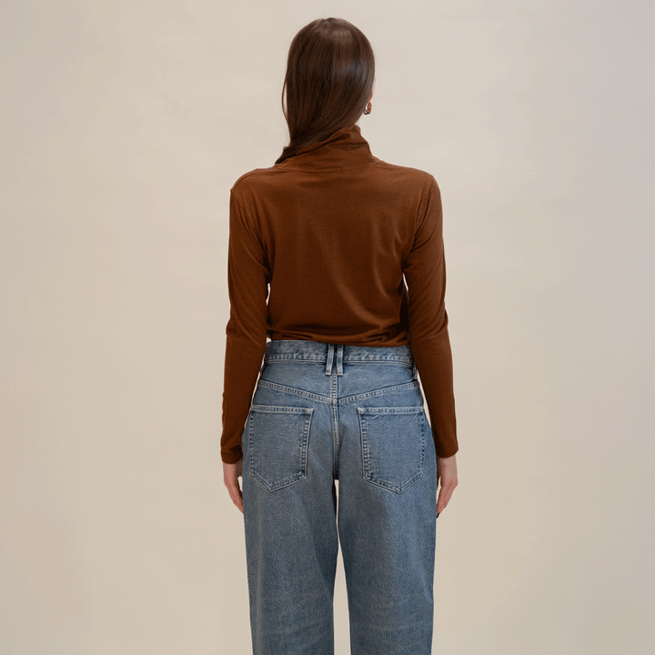 Tamio Turtleneck