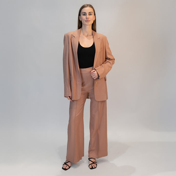 Huraa Wide Leg Suiting Pants