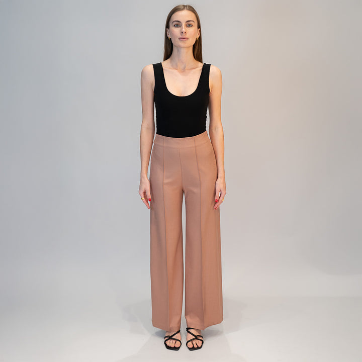 Huraa Wide Leg Suiting Pants