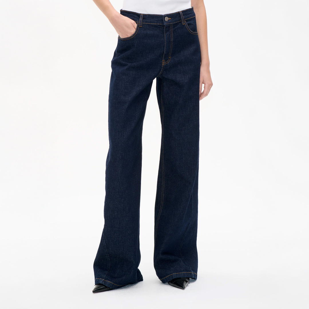 No. 03 Jeans