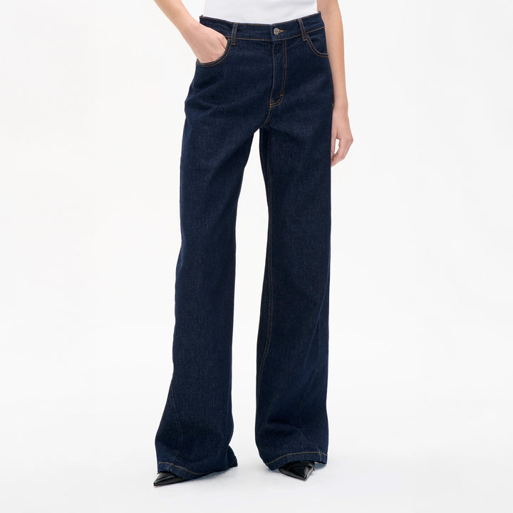 No. 03 Jeans