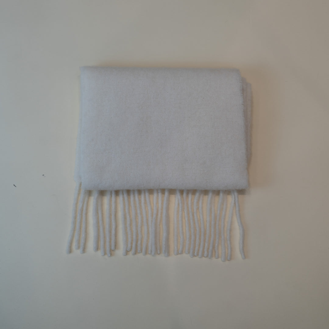 A4101 Fringe Blanket Scarf