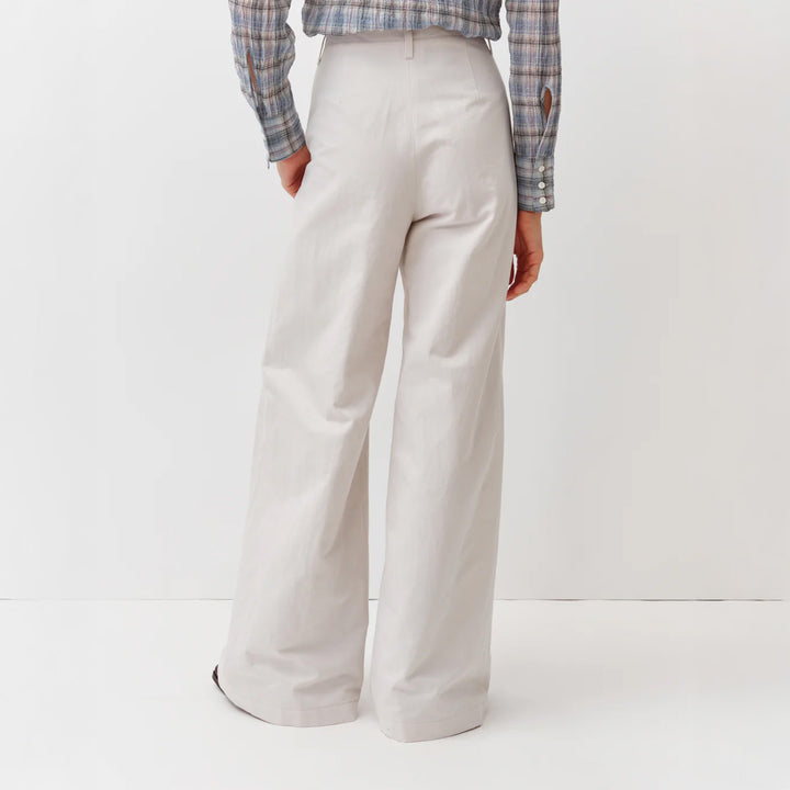 Pomeoto Trousers