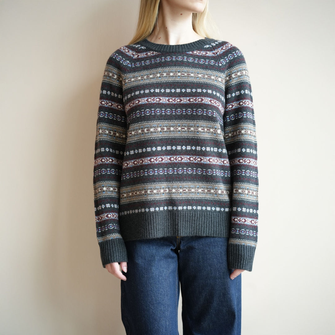 Viv Raglan Crewneck