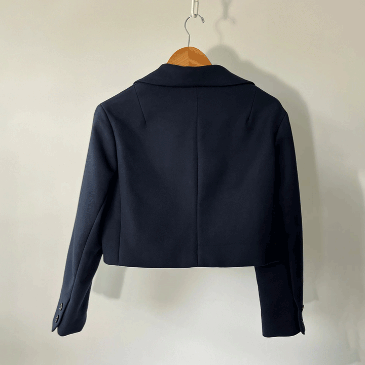 Cropped DB Blazer