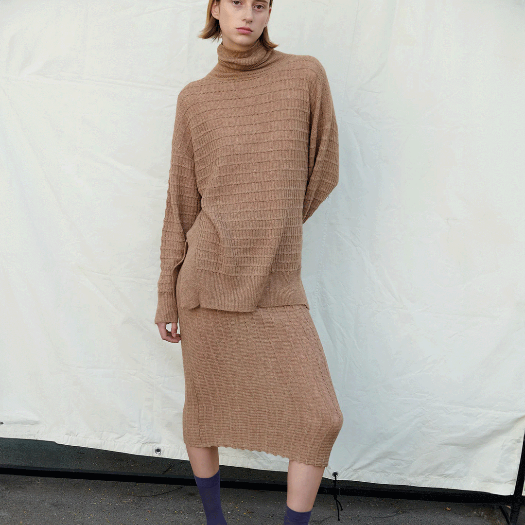 Nuna Turtleneck