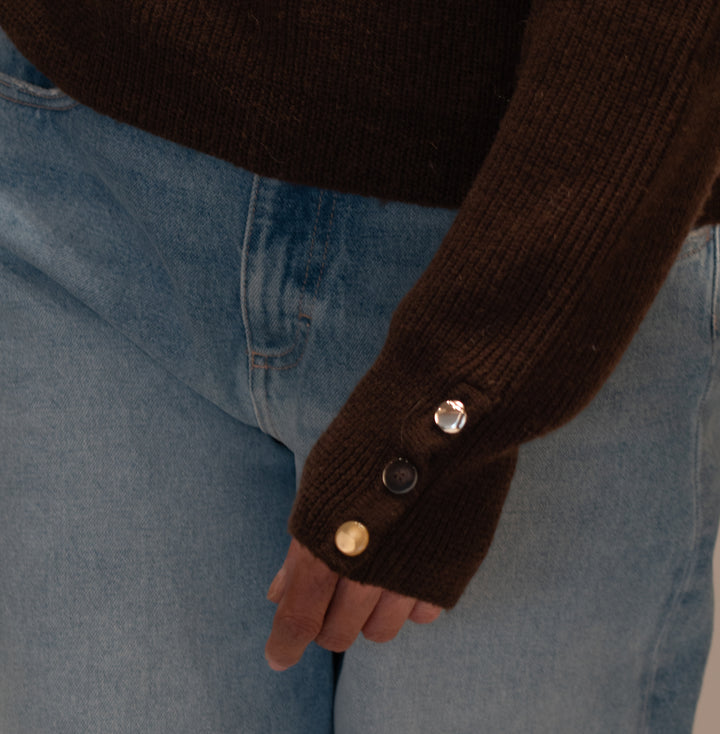 A5029 Cropped Turtleneck Sweater